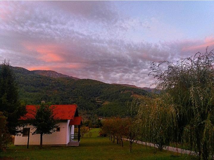 Kosta'S Romantic House Πλαβ Εξωτερικό φωτογραφία